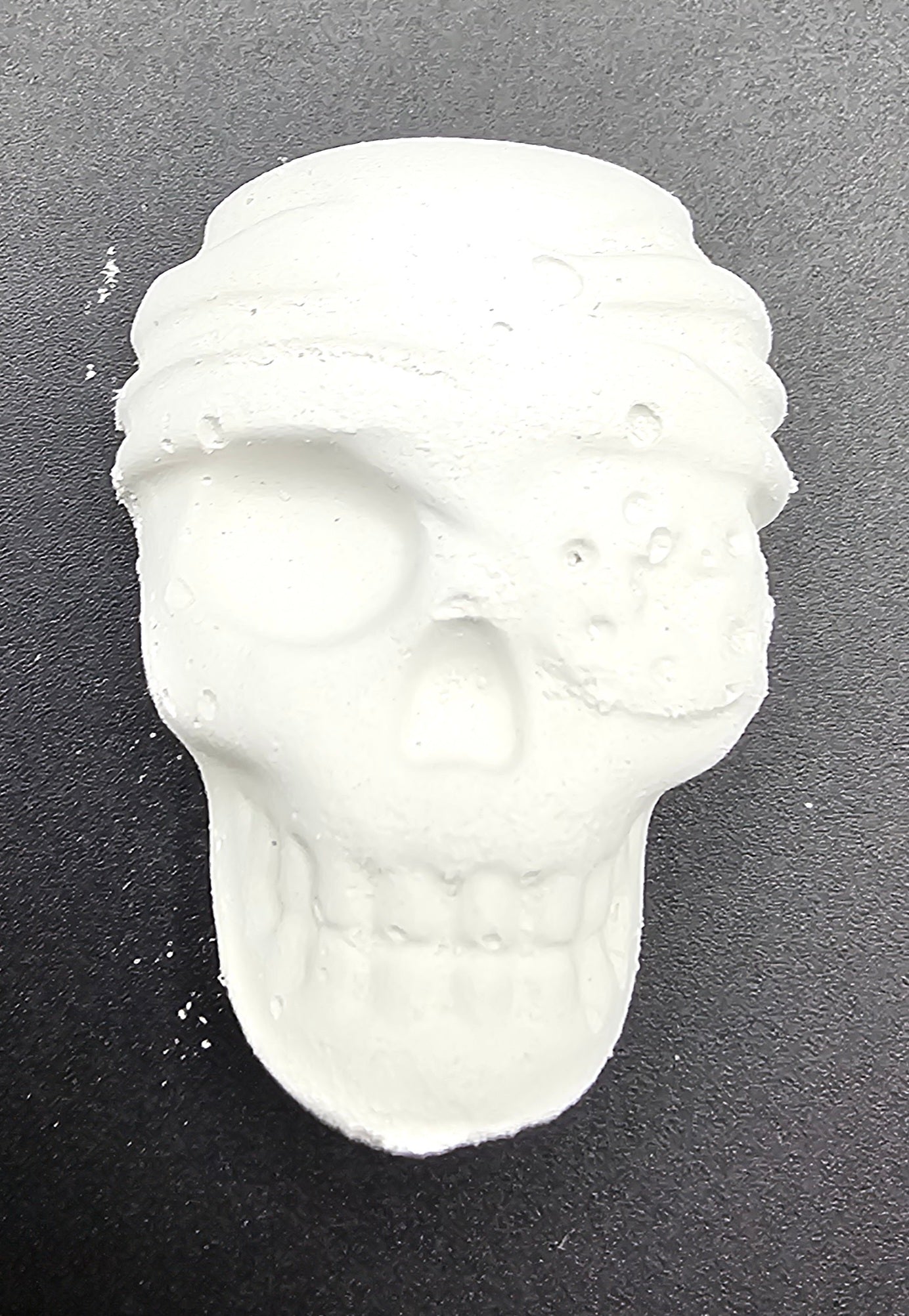 Calcium tête de mort.. divers modèles.
