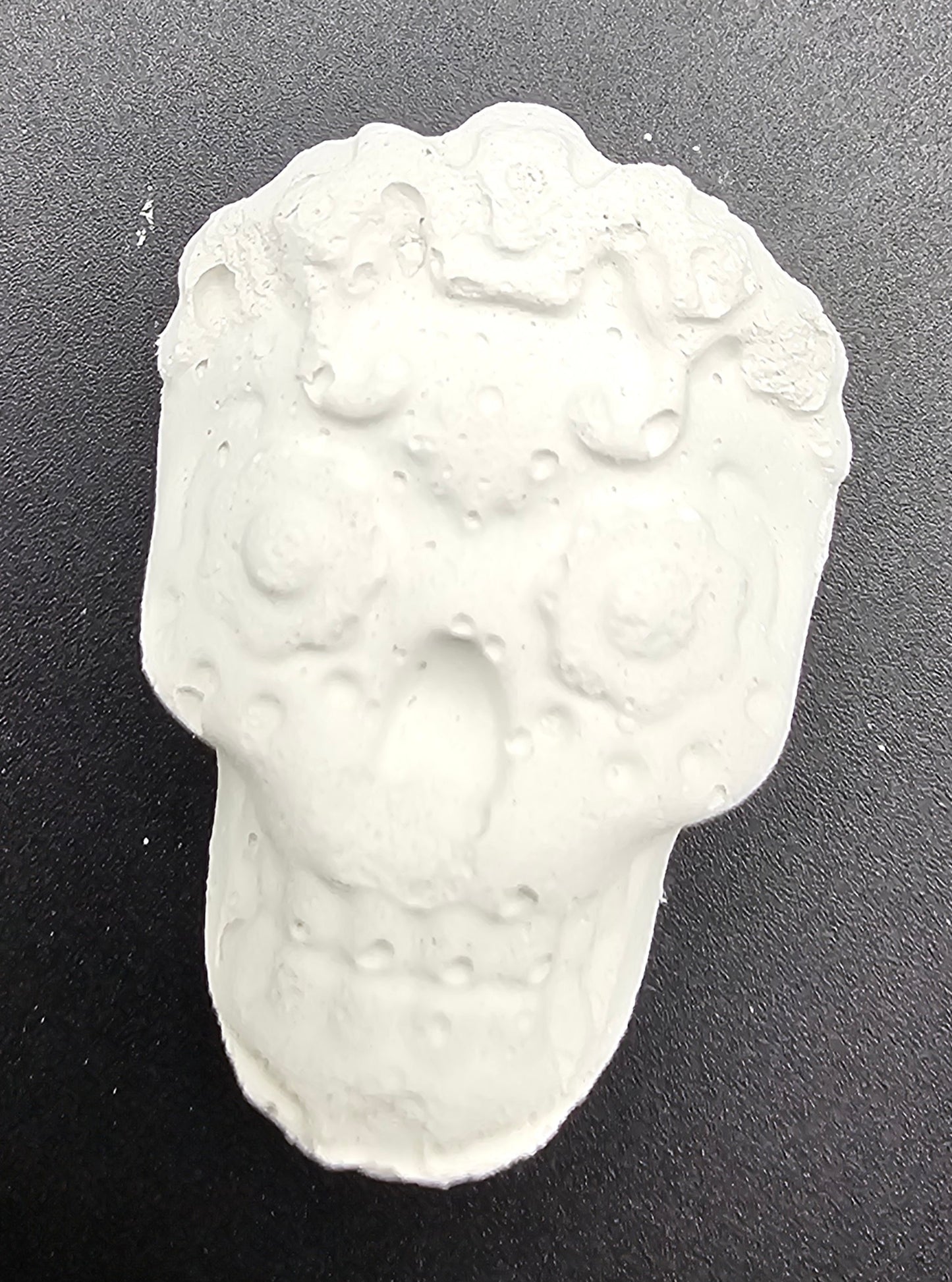 Calcium tête de mort.. divers modèles.