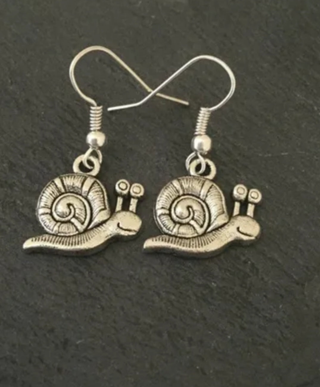 bouclesd’oreilles pendantes escargot.