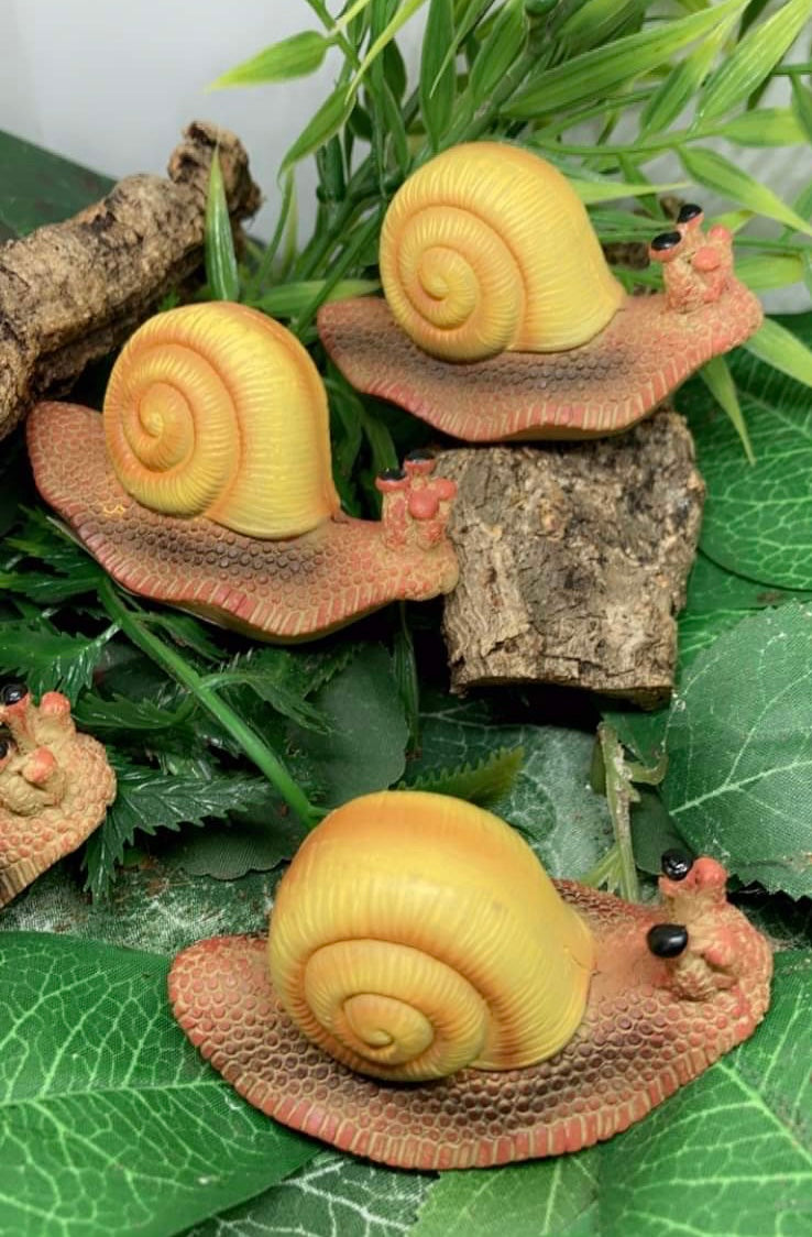 Figurines d’escargots